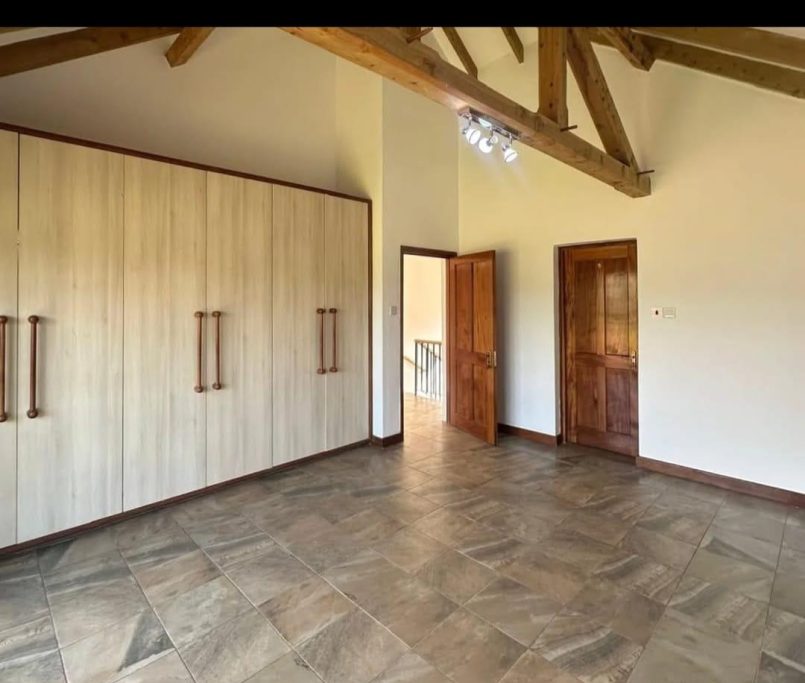 WhatsApp Image 2025-11-21 at 20.20.26